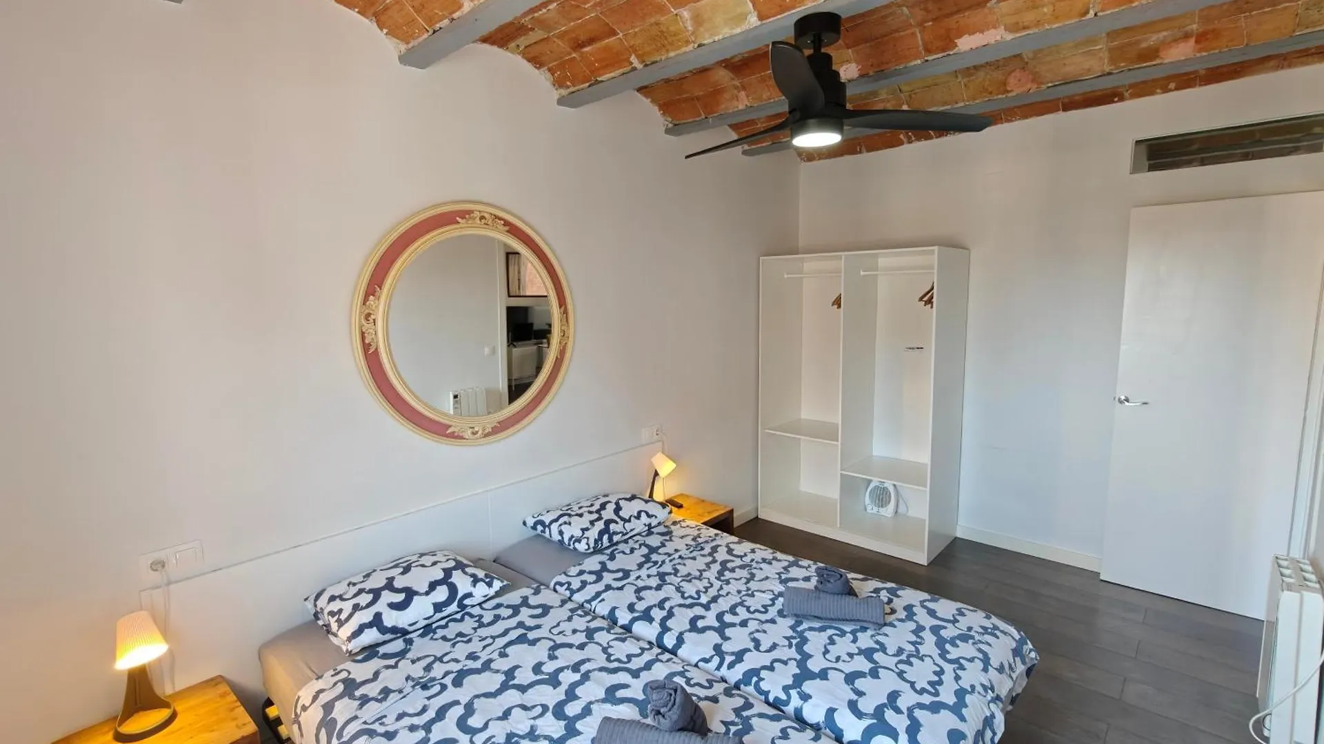 Magnificent Apartment Camp Nou L’Hospitalet de Llobregat 0*,  Spanien